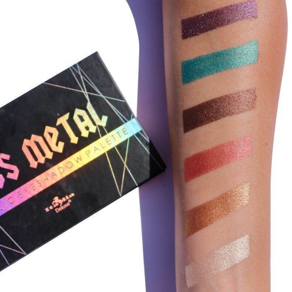 MISS METALS EYESHADOW PALETTE - Picture 1 of 5